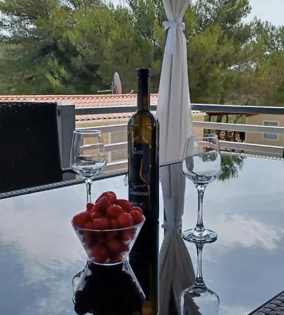 Mobile Lux Otok Murter 营地