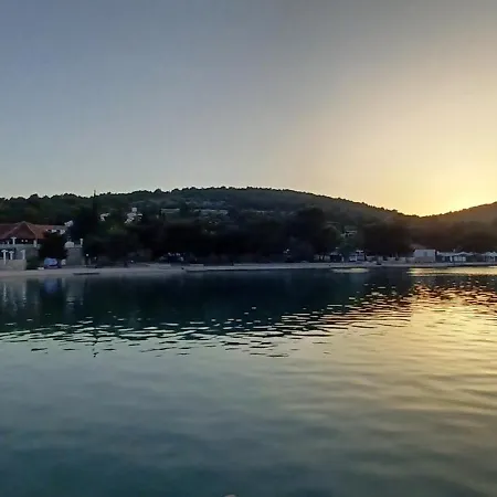 Kamp Mobile Lux Otok Murter