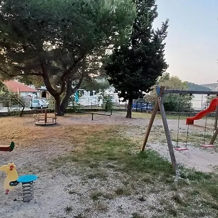 Mobile Lux Otok Murter Kamp *